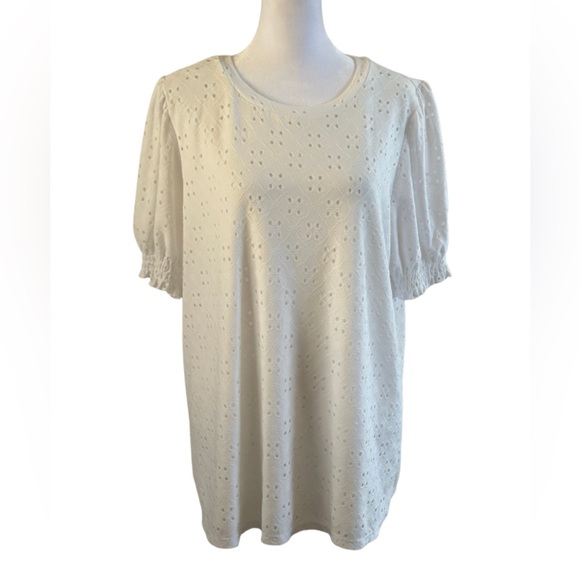 torrid Tops - Torrid White Eyelet Puff Sleeve Top